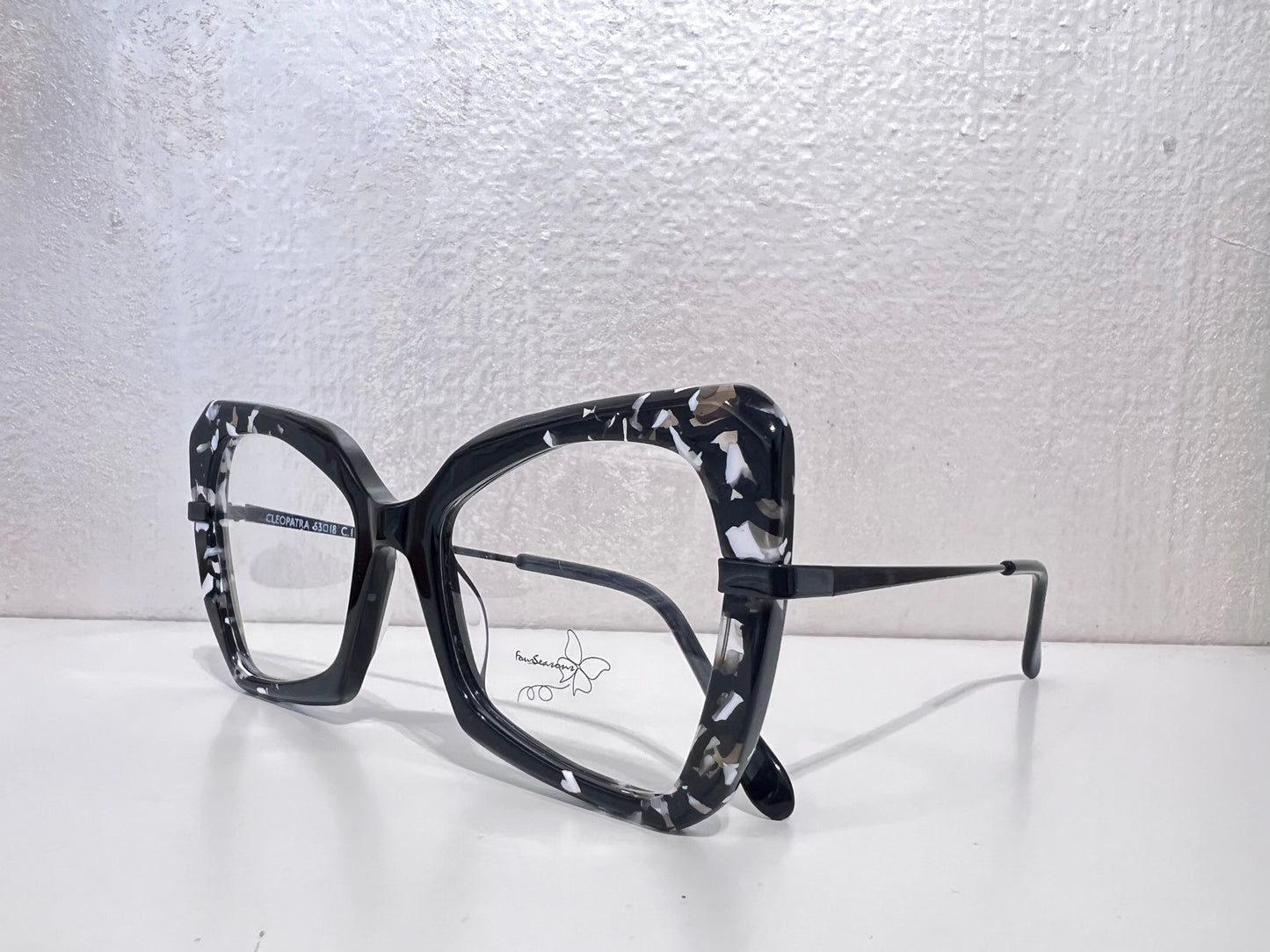 Mod. -Cleopatra nero